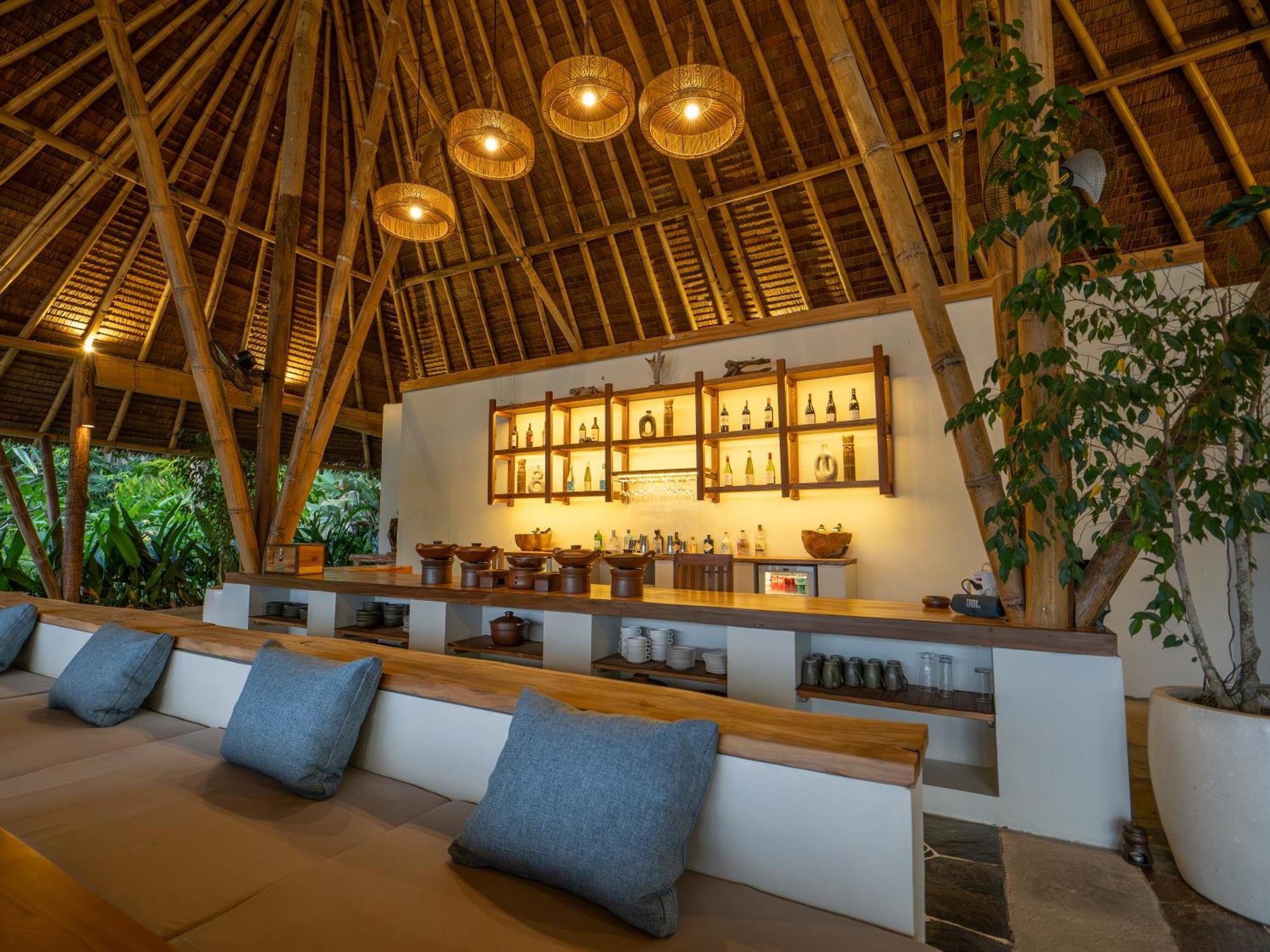 D'Lagoon Dive Resort Bitung Exterior photo